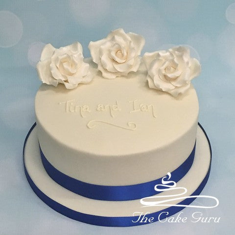 Single Tier Rose Wedding Cake