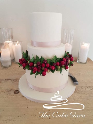Autumn Berry Wreath Wedding Cake