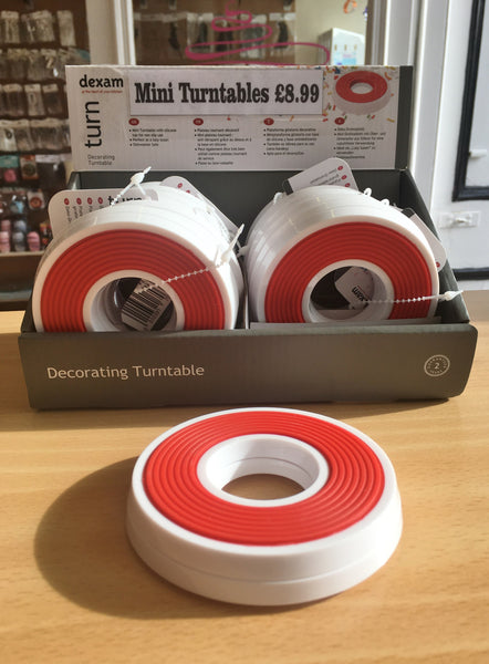 https://www.thecakeguru.co.uk/products/decorating-turntable?_pos=1&_sid=1236b000f&_ss=r